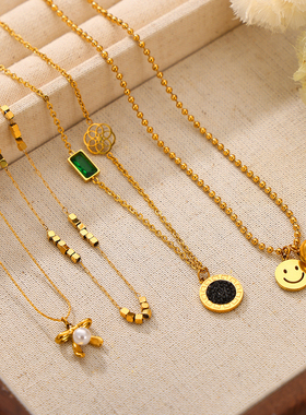 时尚通勤简约新款圆牌个性镶钻吊坠饰品几何个性钛钢镀金项链