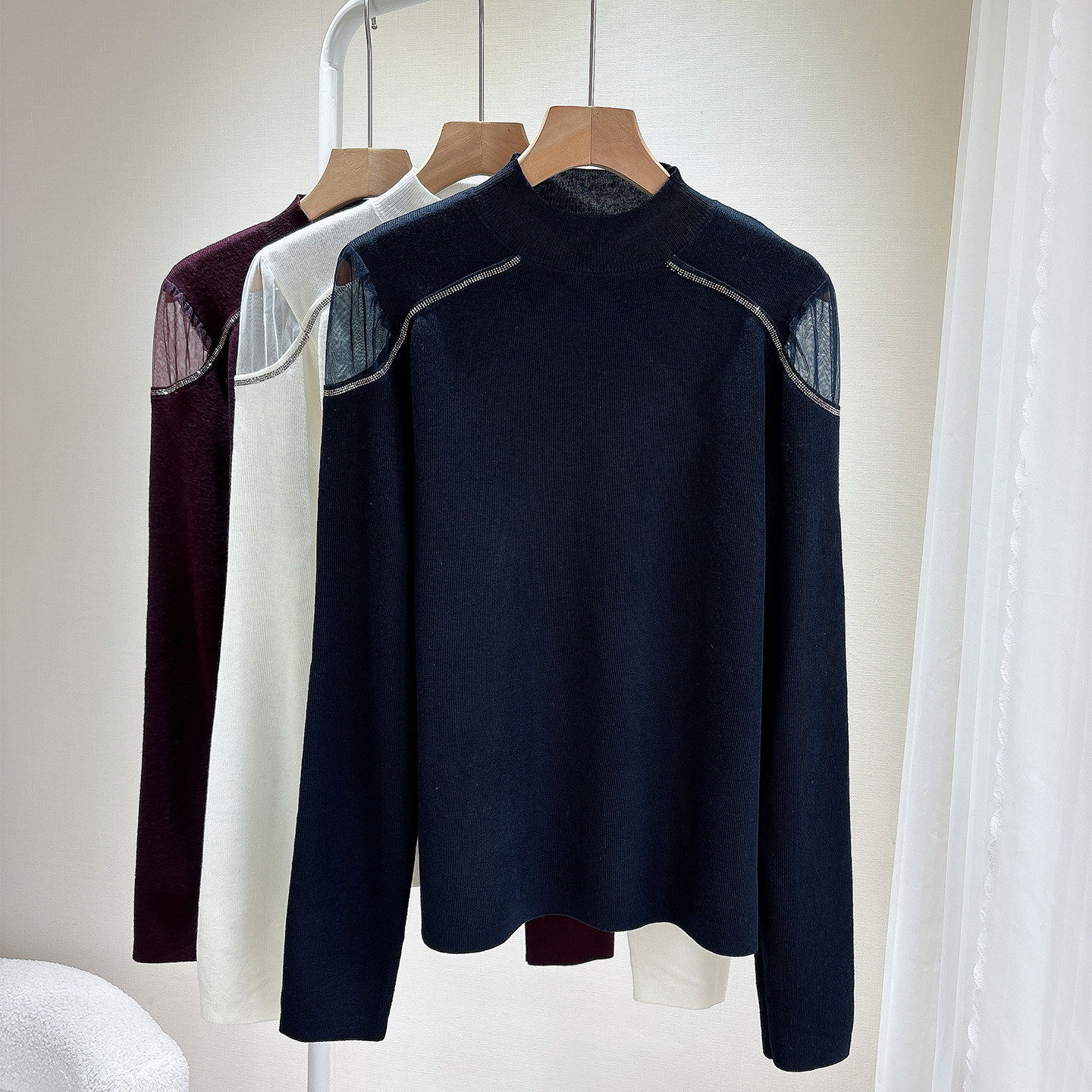 秋冬新品混纺羊绒露肩网纱烫钻半高领针织衫打底衫内搭时尚显瘦女,淘宝优惠券,粉丝福利购,淘宝优惠卷