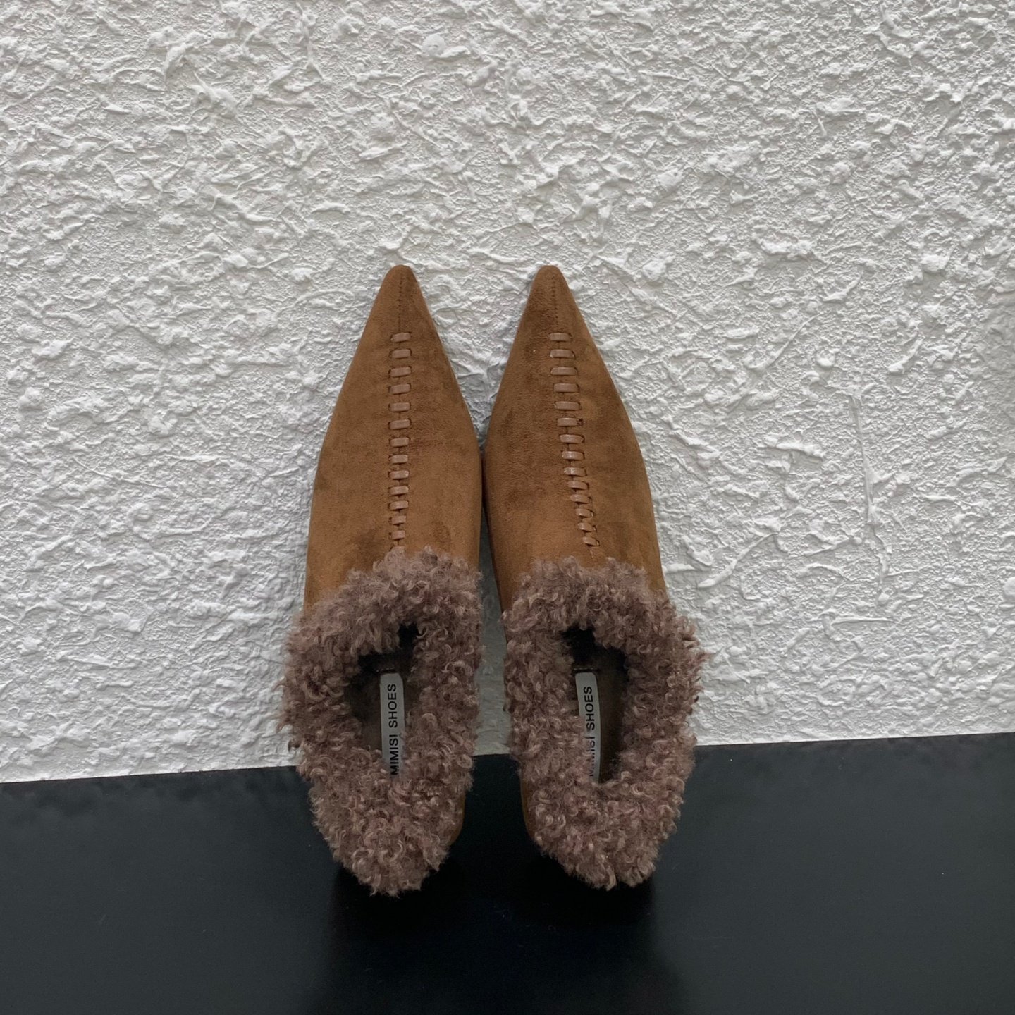 毛毛鞋女尖头高级感外穿气质2025冬季超火复古乐福鞋加绒坡跟单鞋,淘宝优惠券,粉丝福利购,淘宝优惠卷