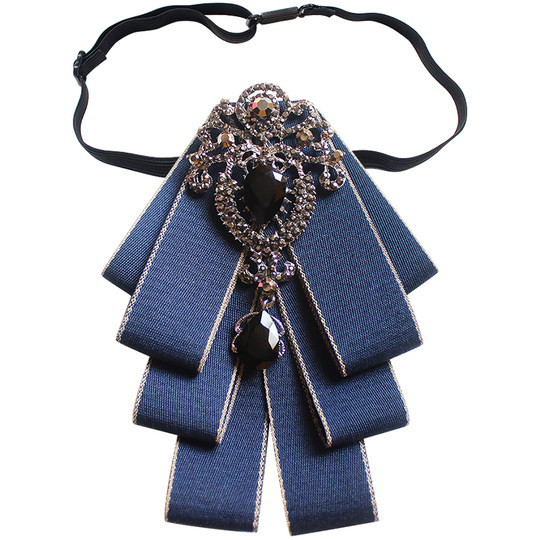 Деловой костюм джентльмена с галстуком-бабочкой, мода в европейском и американском стиле.