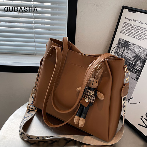 高级感大容量包包女式2025新款轻奢小众单肩斜挎包百搭通勤托特包 - 图2