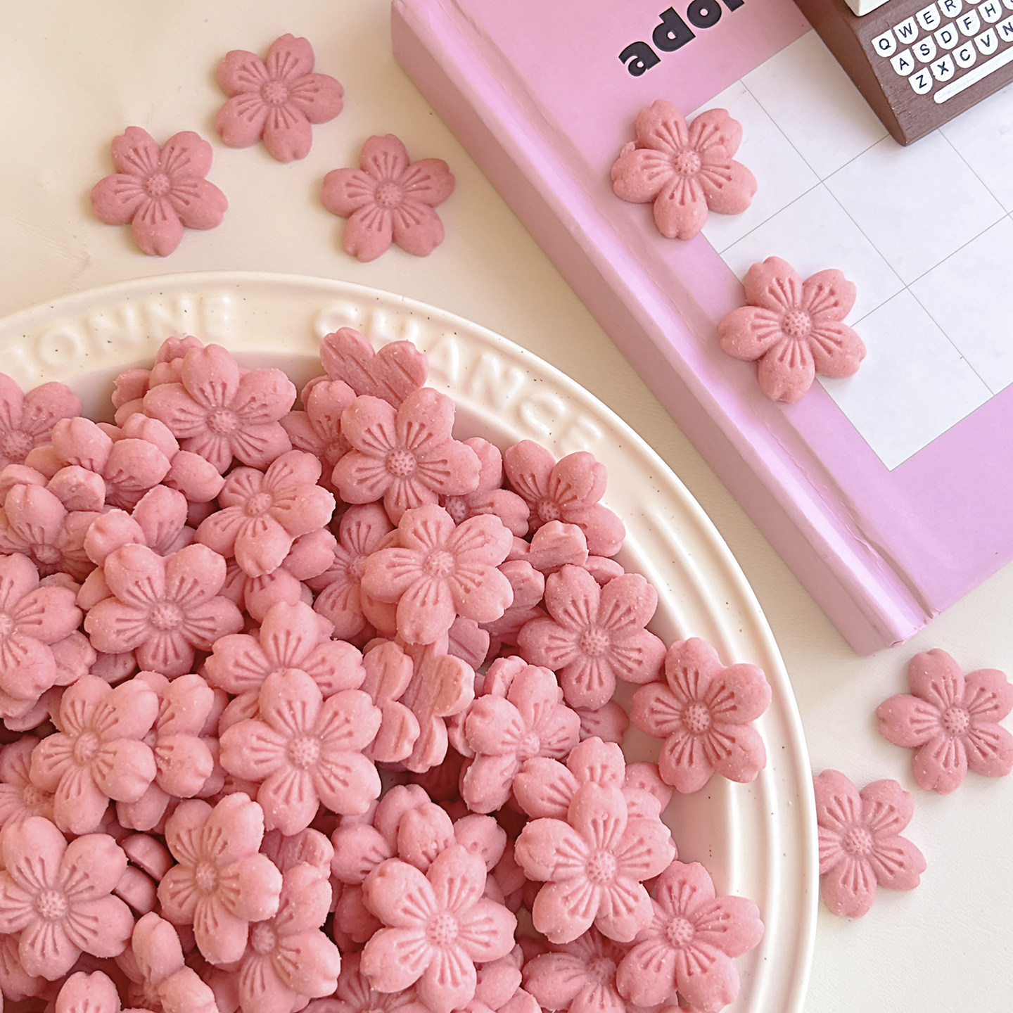 樱花饼干蛋糕装饰粉色花朵摆件冰淇淋雪花冰纸杯甜品烘焙点缀插件,淘宝优惠券,粉丝福利购,淘宝优惠卷