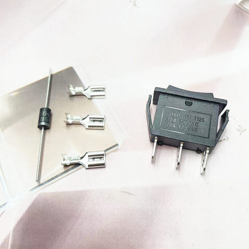 KCD3电暖灯开关 翘板船型开关 三脚三档3档 麻将机暖炉电源按钮 - 图2