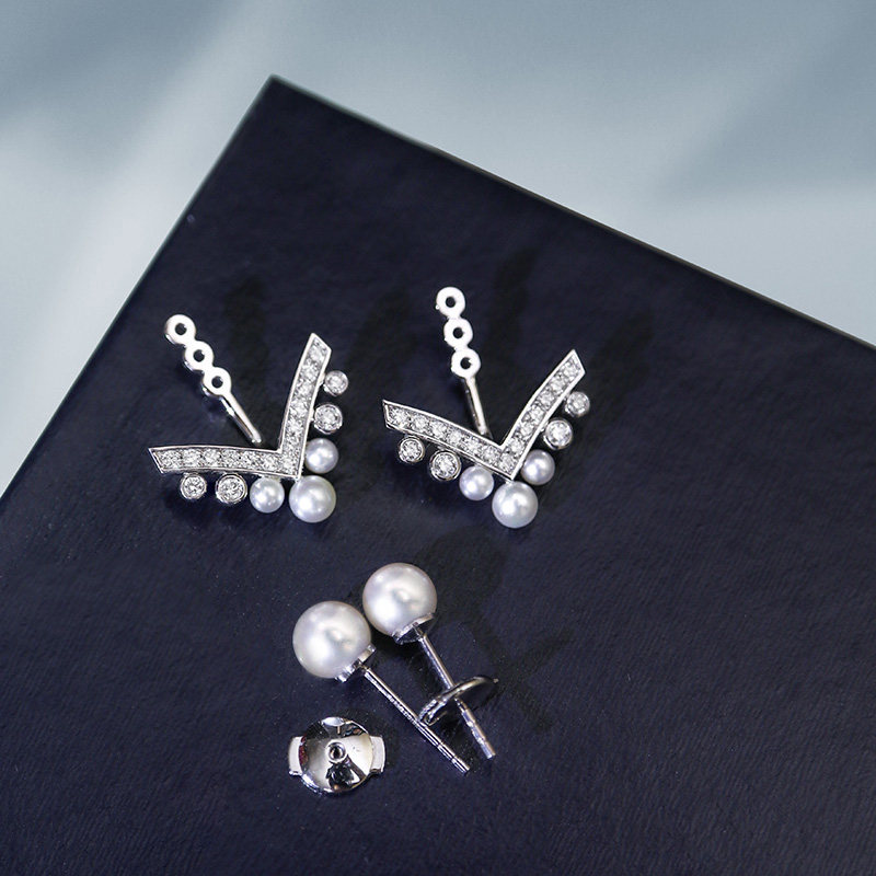 约瑟芬宋慧乔同款18K白金钻石日本akoya海水珍珠V型耳钉两用,淘宝优惠券,粉丝福利购,淘宝优惠卷