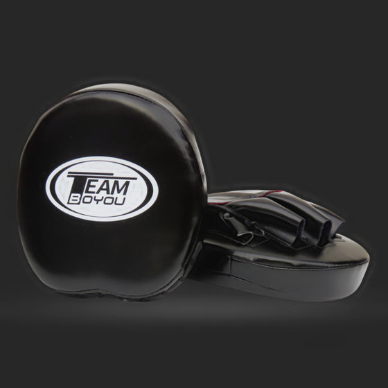 Parent-child sparring boxer target Muay Thai fighting speed target