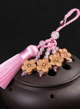 四朵粉水晶狐狸时尚风包挂钥匙扣