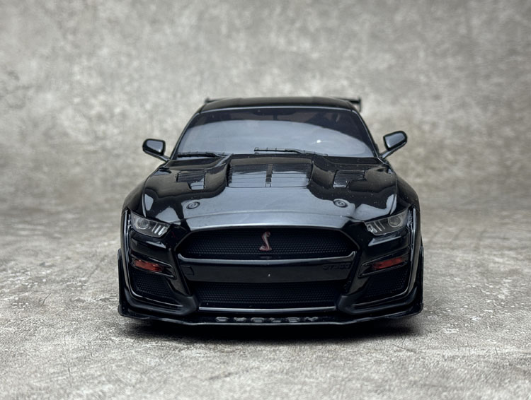 Solido 1:18 福特 谢尔比 SHELBY GT500 BLACK 2022 合金汽车模型 - 图3