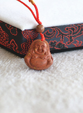 天然玄黄山东泗水弥勒佛吊坠