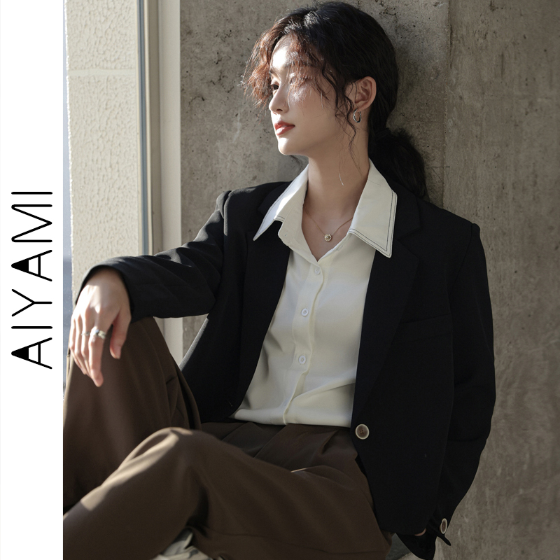 爱雅蜜旗舰店设计感小众西装外套女春夏2022新款小个子学生短款休闲西服上衣2