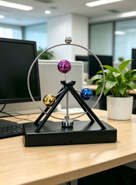 桌面创意三彩球旋转天体永动摆件科技感摇摆器家居玄关装饰品摆设