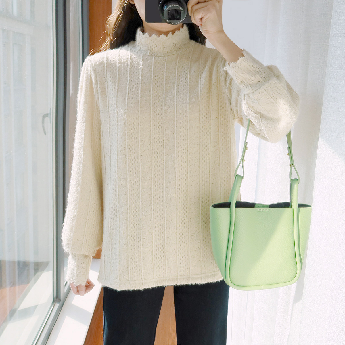 大码蕾丝打底衫女胖mm秋冬新款正肩加绒加厚保暖木耳边半高领内搭,淘宝优惠券,粉丝福利购,淘宝优惠卷