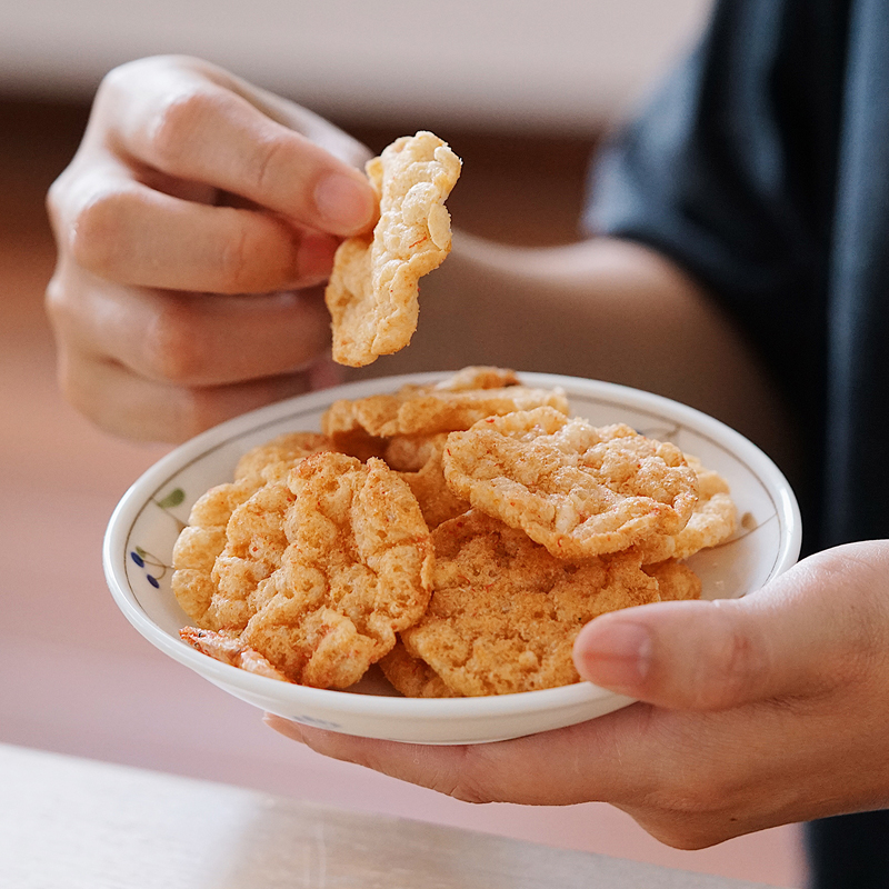 夏午三点 樱花虾饼 谷物米饼脆 香辣味小吃网红休闲零食 - 图0