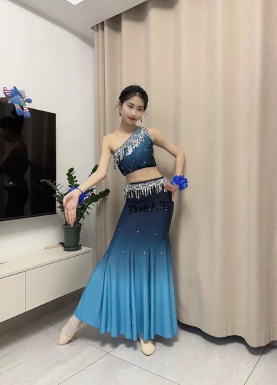 新款傣族舞蹈演出服傣族舞台表演服孔雀舞鱼尾裙艺考服傣族舞蹈女