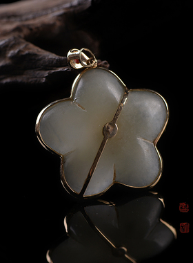 精雕寓意吉祥时尚风项链玉坠