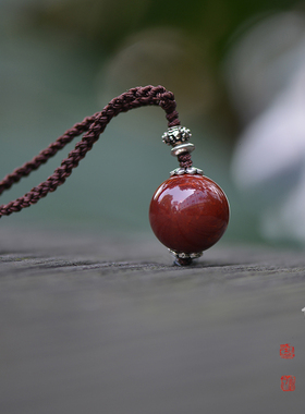 m儒匪窝南红玛瑙吊坠女士时尚