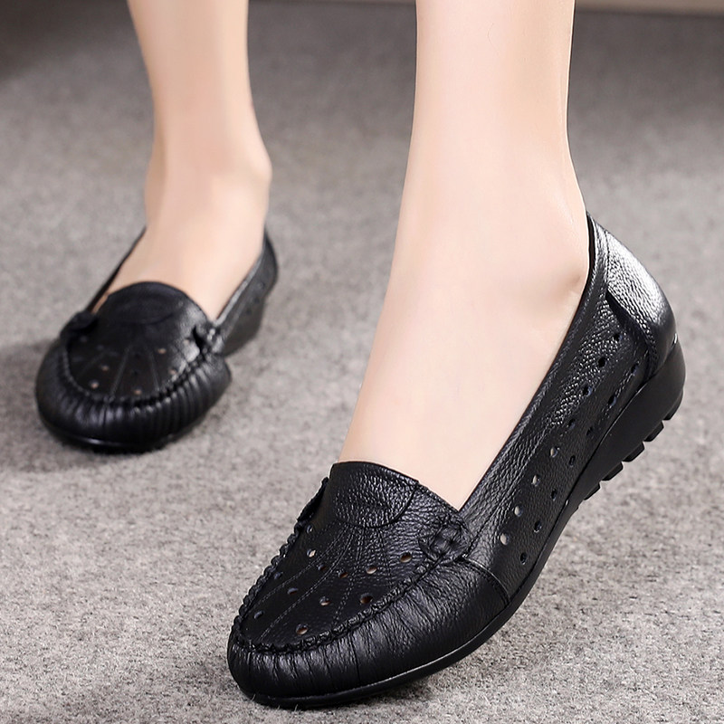 夏季妈妈鞋凉鞋女真皮平底洞洞鞋红色防滑软底中老年透气镂空皮鞋,淘宝优惠券,粉丝福利购,淘宝优惠卷