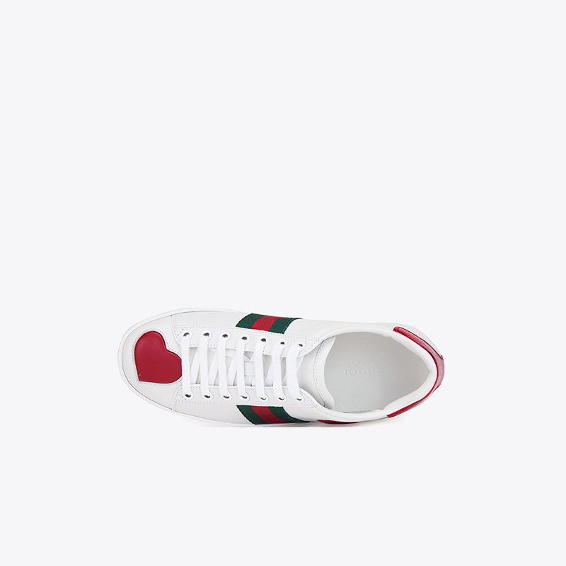 gucci /古驰爱心刺绣低帮休闲女鞋 万奢城休闲板鞋