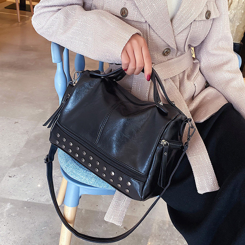 2020新款潮流行时尚宽肩带斜跨包 花语佳人箱包女士包袋