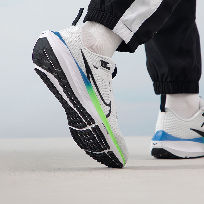 Nike耐克大童鞋AIR ZOOM PEGASUS 40运动鞋跑步鞋DX2498-006 - 图1