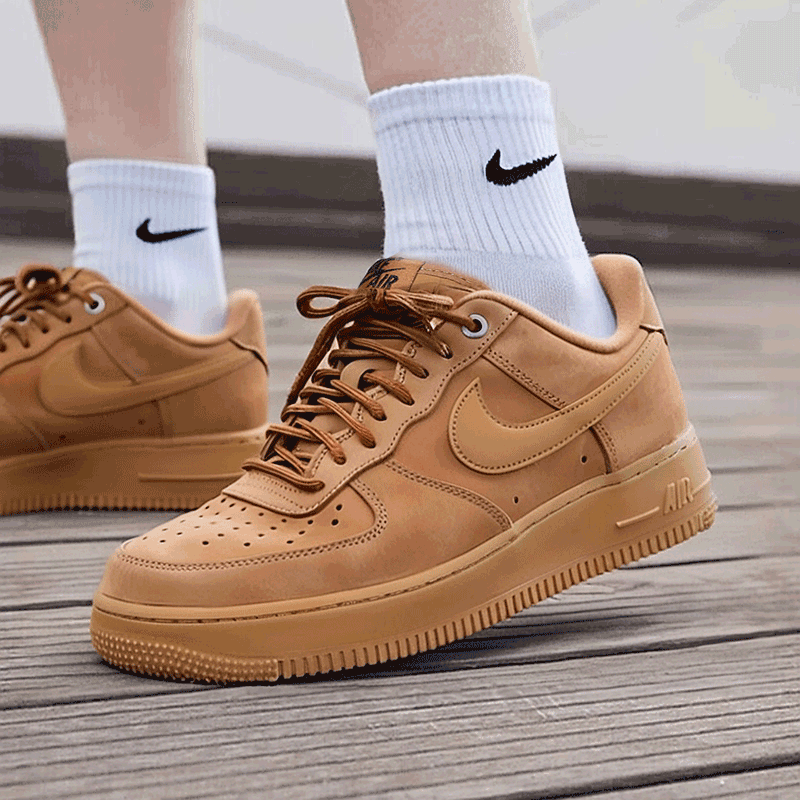 耐克NIKE正品小麦色板鞋男鞋26秋新款空军一号AF1透气耐磨运动鞋,淘宝优惠券,粉丝福利购,淘宝优惠卷