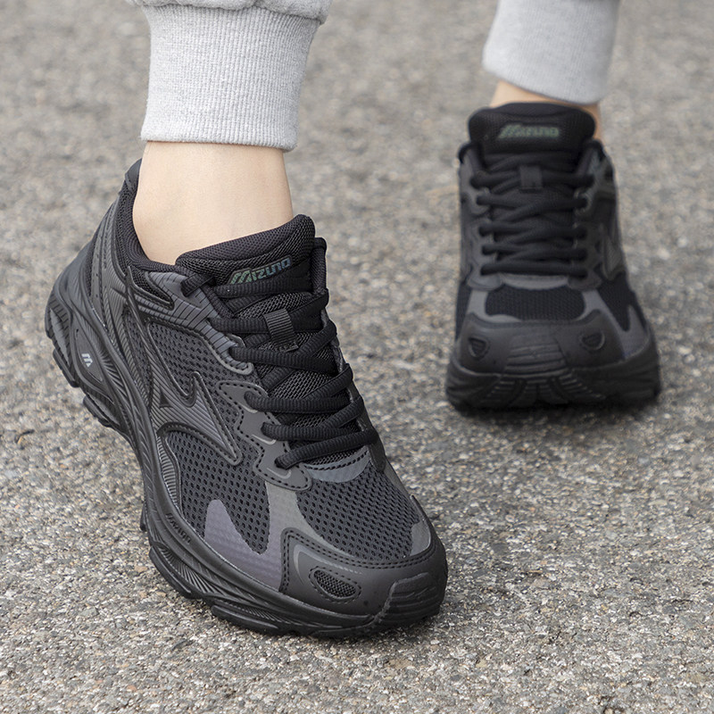  幸运叶子跑步鞋