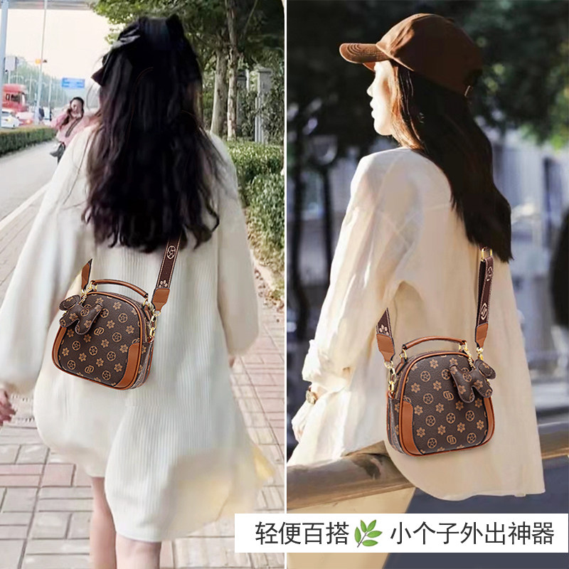 夏天流行2022新款高级感减龄小包包 nevenka尼雯卡女士包袋