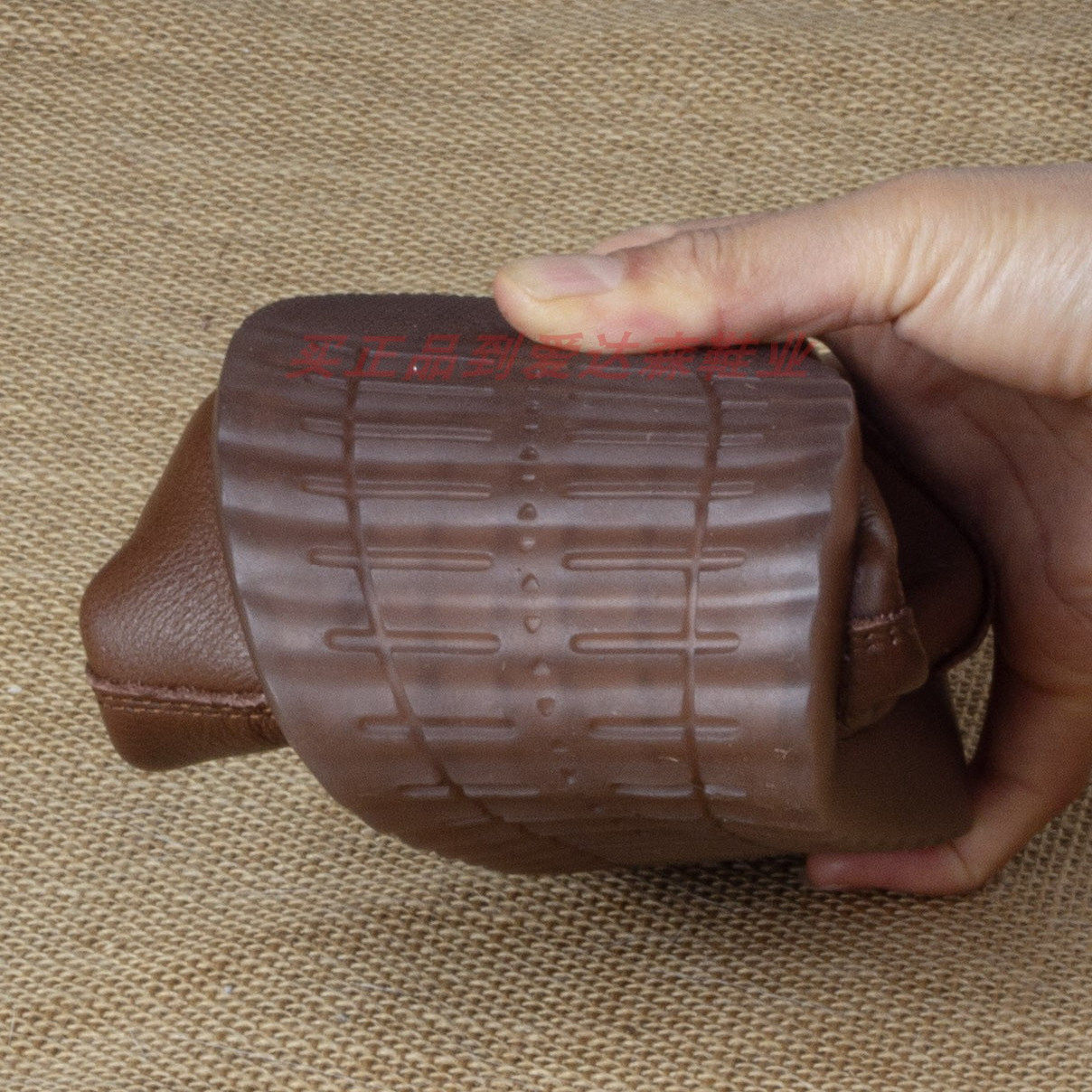 真皮复古手工平底时尚春秋休闲软底舒适妈妈中老年四季工作单鞋女,淘宝优惠券,粉丝福利购,淘宝优惠卷