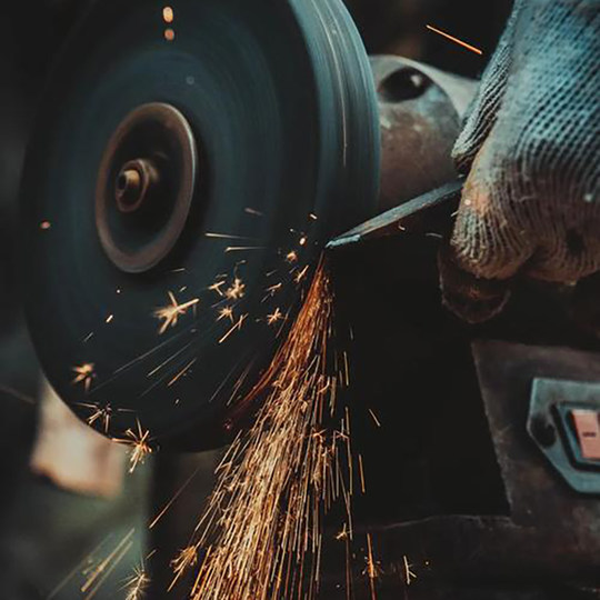 Grumpy Bear Ax and Hammer Affordable Edition Special Chain