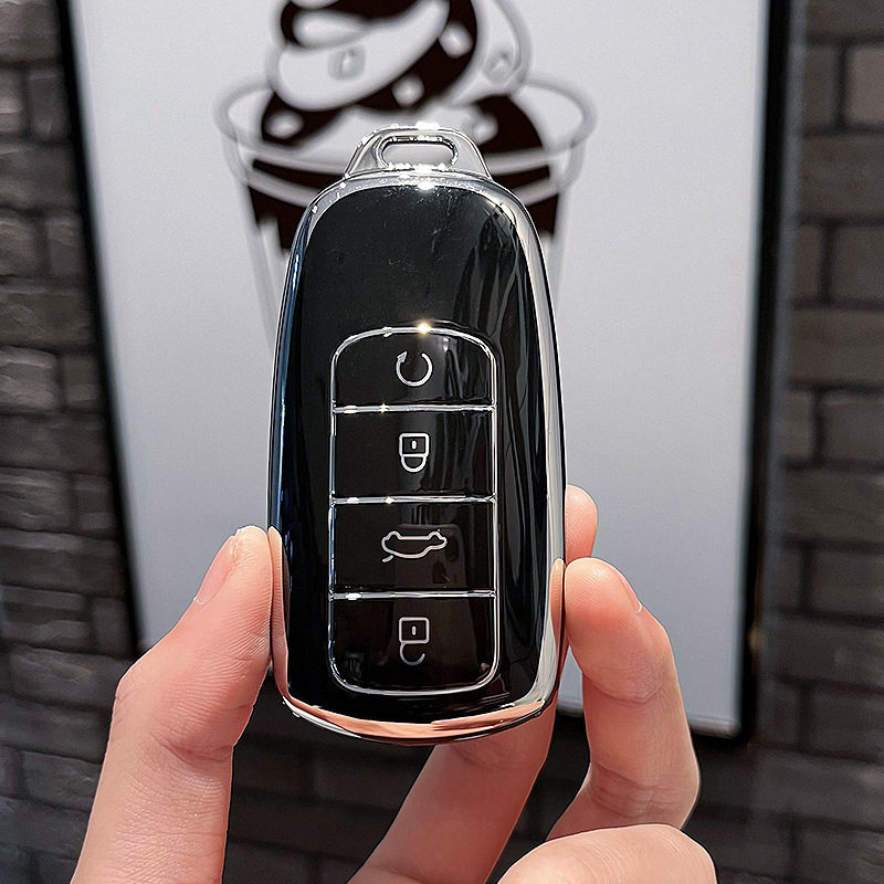 Suitable for 2026 Chery Tiggo 5 sports version key bag cover trendy version trendy cool version trendy remote control key chain