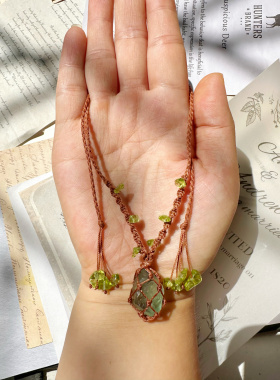 天然绿萤石水晶编织绳项链女小众设计感高级锁骨链2024新款爆款