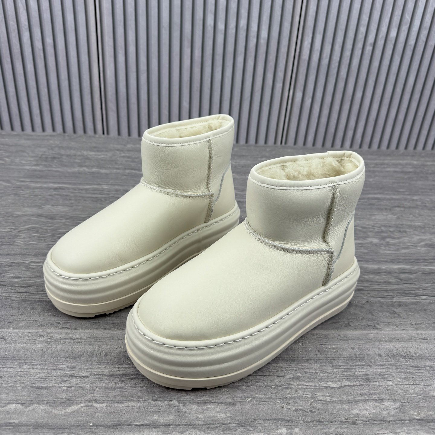 乐魔2025冬季新款欧洲站欧货真皮女厚底松糕底加绒羊毛雪地靴短靴,淘宝优惠券,粉丝福利购,淘宝优惠卷