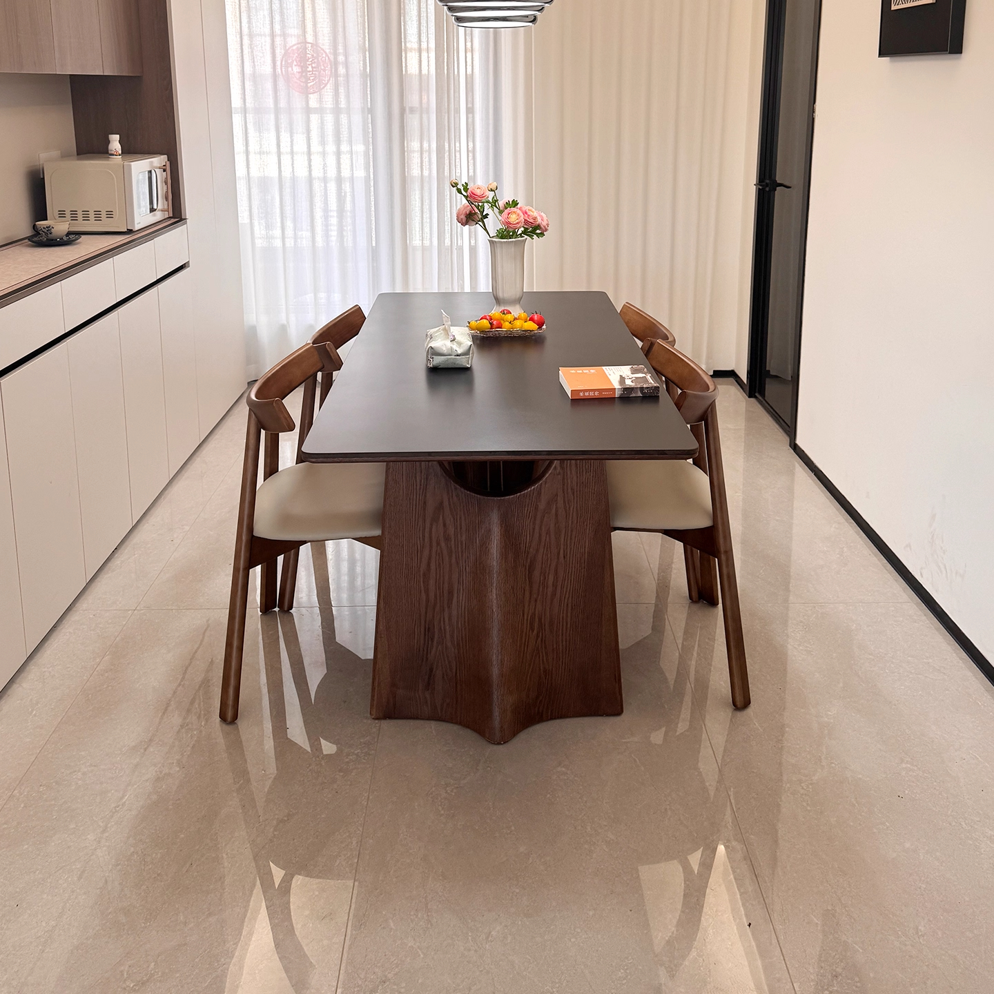 中古风实木岩板餐桌长方形家用广东佛山轻奢胡桃木色黑色岩板餐桌 - 图2