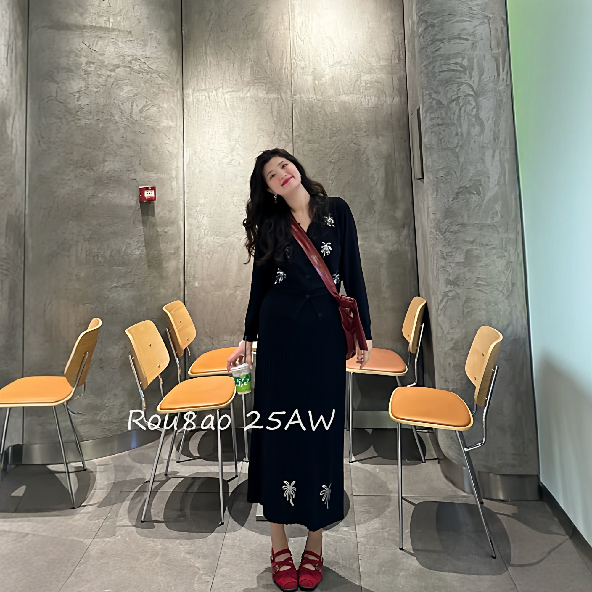 Rou8ao微胖大码女装秋季韩系高级感刺绣亮片开衫高腰半身裙两件套 - 图2