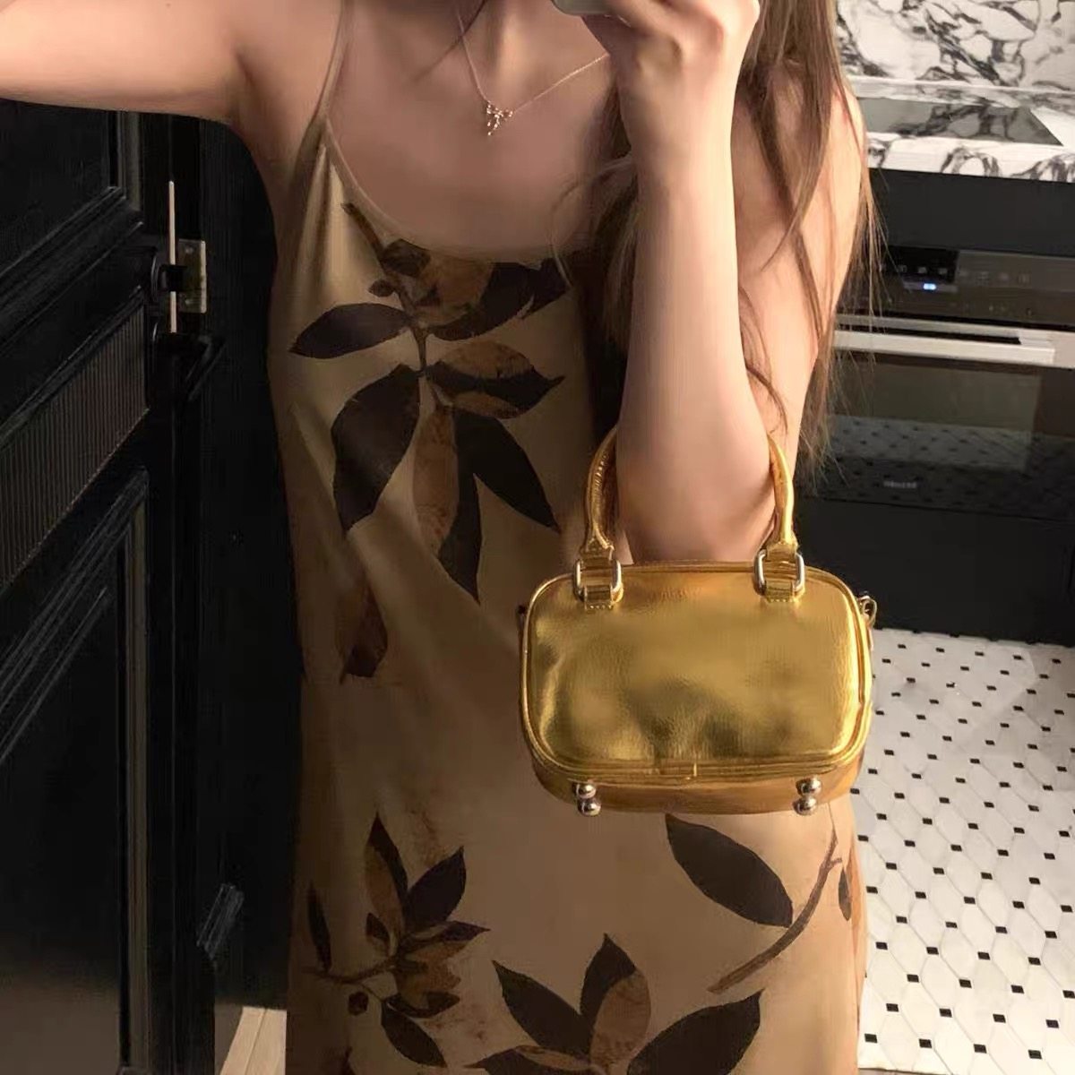 小众设计迷你手机包保龄球手提包网红同款波士顿单肩斜挎包包女,淘宝优惠券,粉丝福利购,淘宝优惠卷