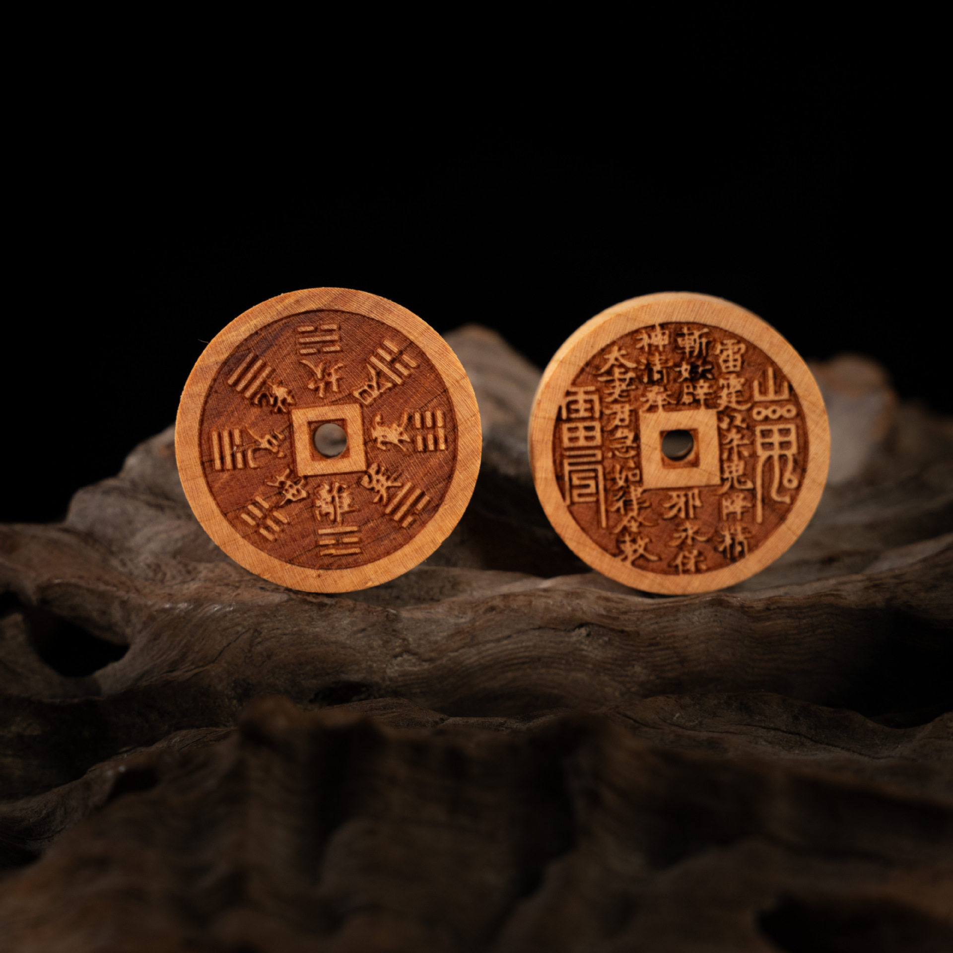 【雷击桃木】双面精雕桃木雷桃山鬼花钱吊坠项链钥匙扣本命年挂件,淘宝优惠券,粉丝福利购,淘宝优惠卷