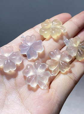 四叶草天然冰透双面雕工玉髓幸运草项坠饰品 香槟金玛瑙玉坠挂件