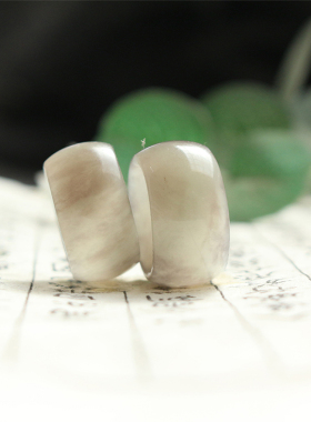 简约时尚和田玉烟紫轮胎戒指