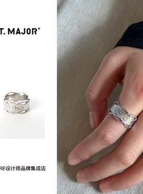 Tmajor缎面花卉拉丝工艺戒指宽戒