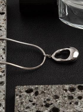 项链新款冷淡风百搭镂空吊坠钛钢