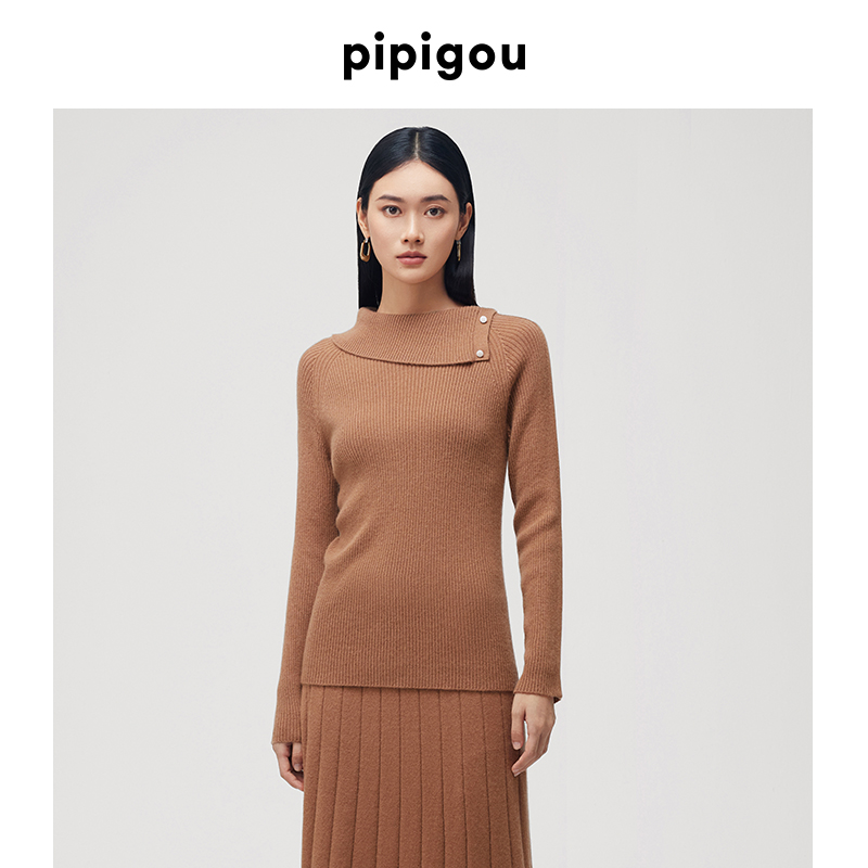 皮皮狗秋冬新款斜翻领纽扣插肩袖毛衣羊绒衫 - 图0