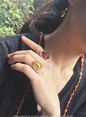 My Collection  | 收获时光秋光琥珀925银戒指设计感复古风珠宝