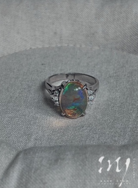 My Jewelry｜墨西哥火欧泊 彩虹变彩戒指 铂金900 天然钻石