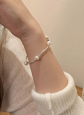 S925纯银珍珠手链女 小众设计感弯管手串 轻奢精致不掉色百搭手饰