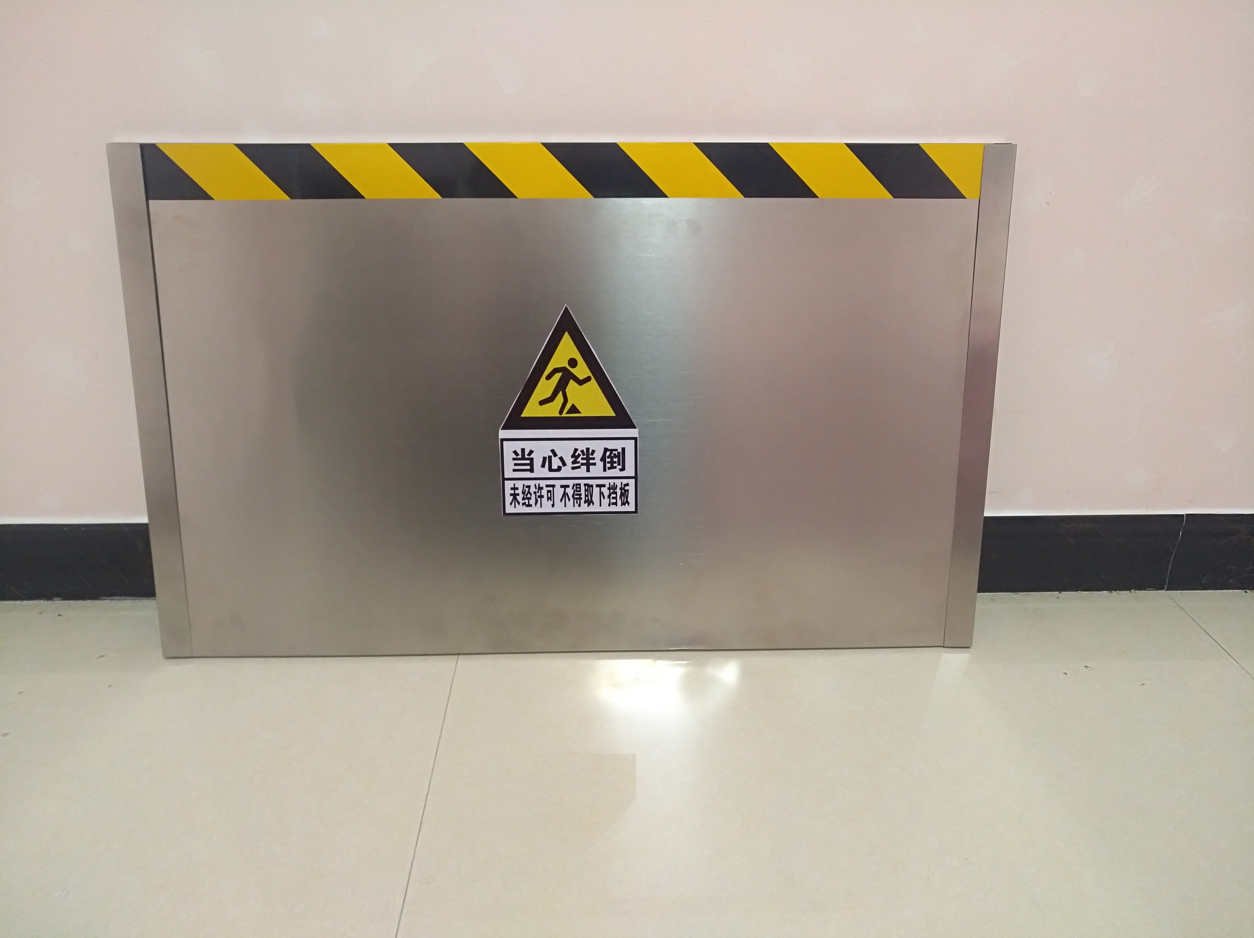 不锈钢挡鼠板配电室挡鼠板铝合金防鼠板厨房仓库变电站挡鼠板门挡
