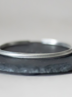 国风男女款足银莫比乌斯环手镯