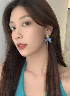 ins冰川蓝色高级感甜美风耳夹
