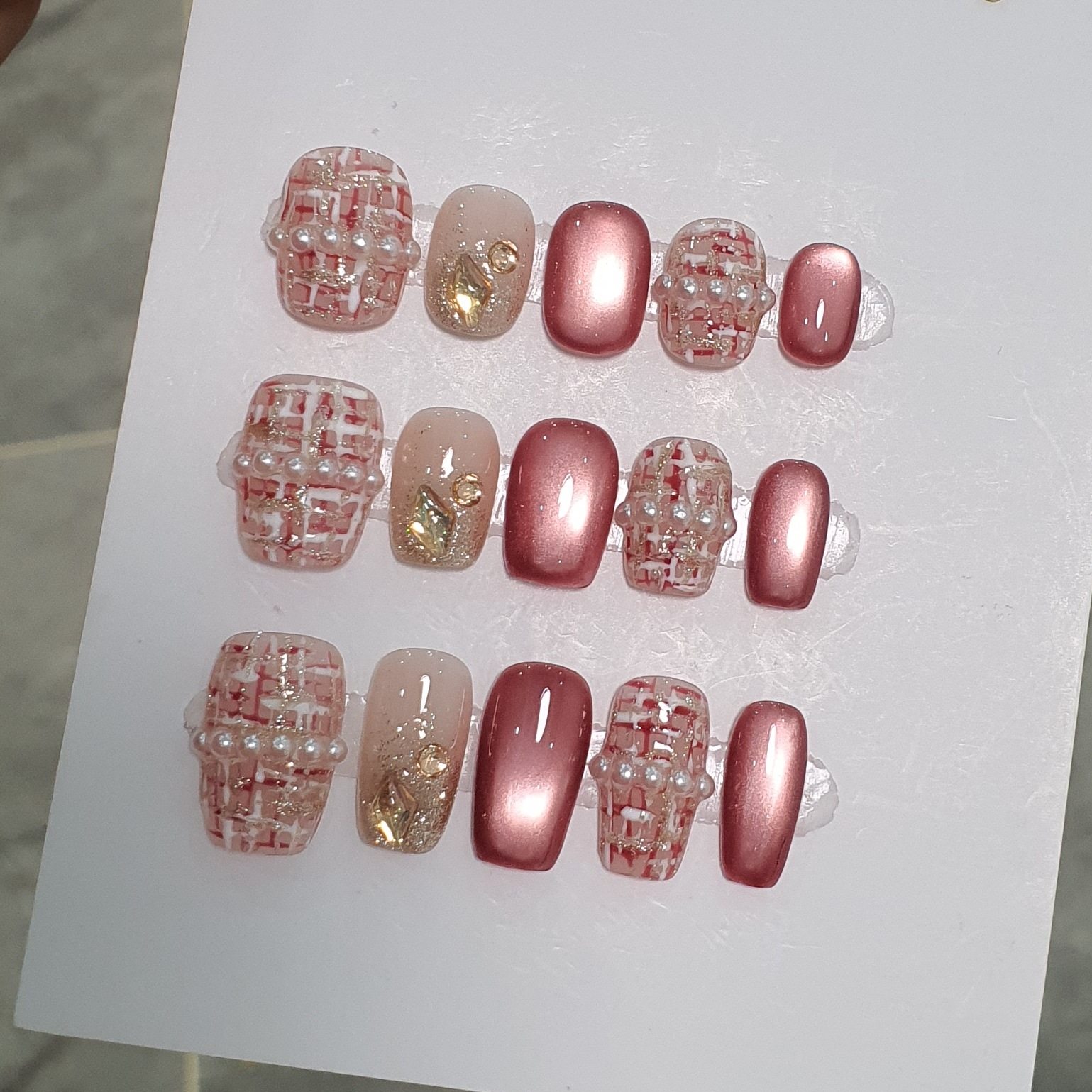 温柔简约复古千金小香风格纹仿珍珠玻璃珠猫眼秋冬新款美甲贴片,淘宝优惠券,粉丝福利购,淘宝优惠卷