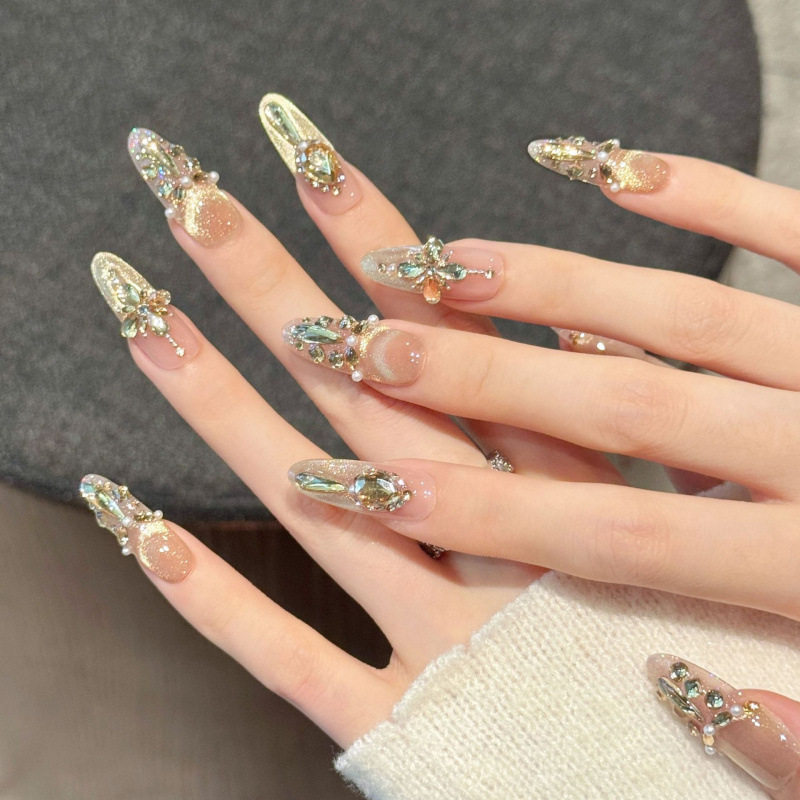 温柔显白轻奢纯手工穿戴甲金色闪粉水钻珍珠可拆卸高级感美甲甲片,淘宝优惠券,粉丝福利购,淘宝优惠卷