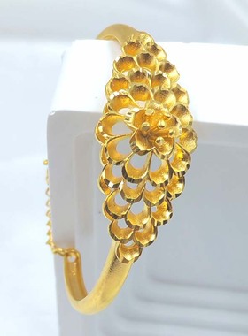 2025新款沙金孔雀手镯女士婚庆民族风复古开口金凤凰首饰手环女