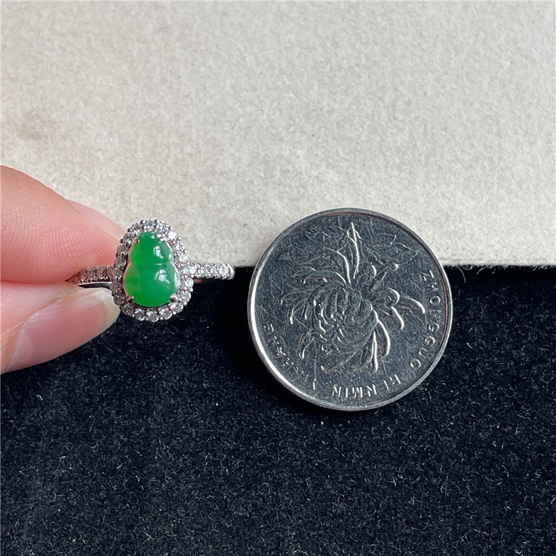 New product in September Hongyu Jadeite 18k gold inlaid ice waxy full color full green fortune gourd ring A910914